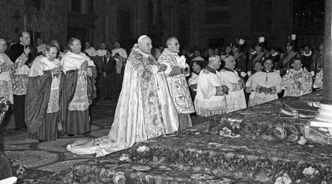 O Papa São João XXIII instantes antes de anunciar o Concílio. foto: Vatican Media