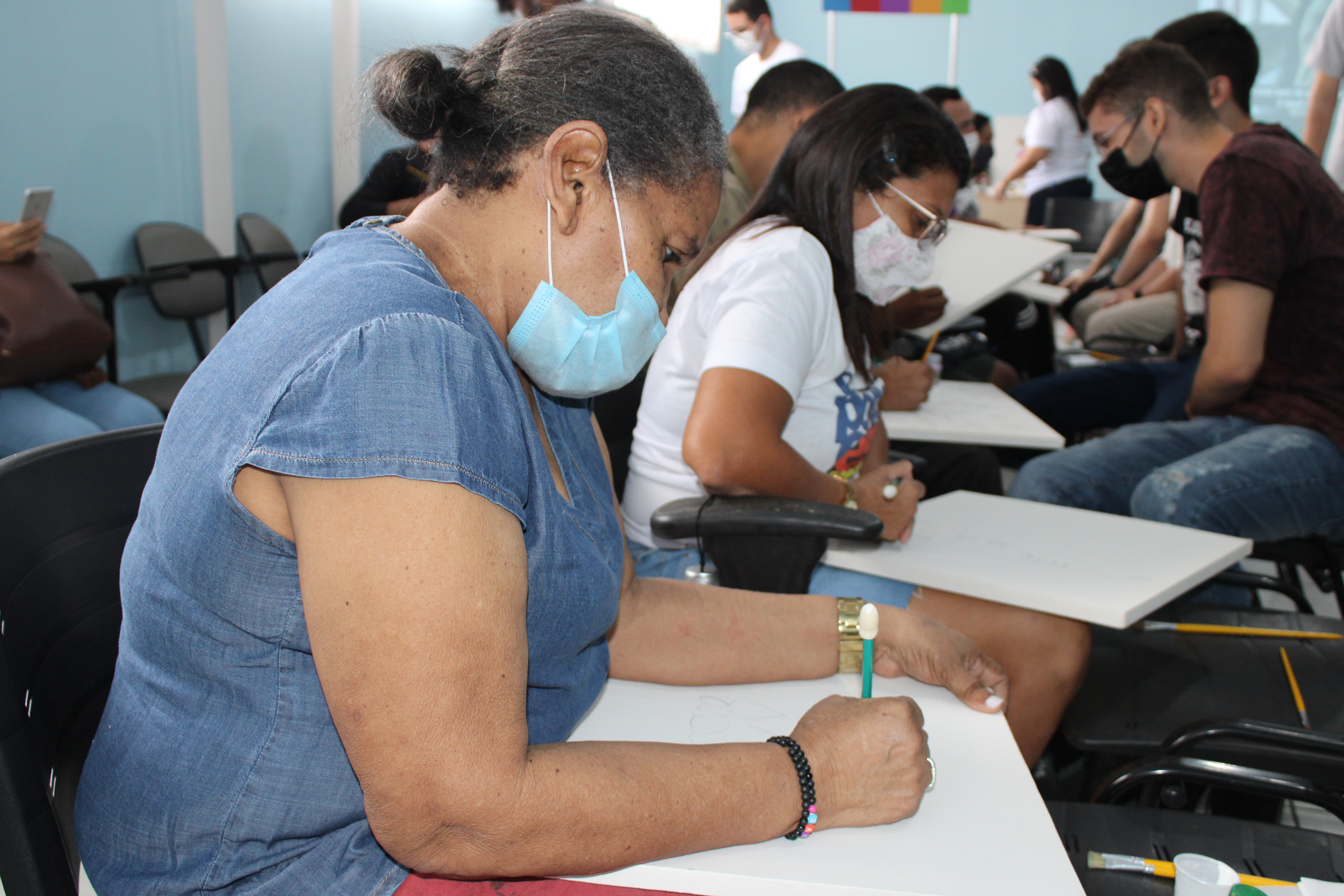 Ação no Centro Maria Imaculada em alusão a campanha Janeiro Roxo.